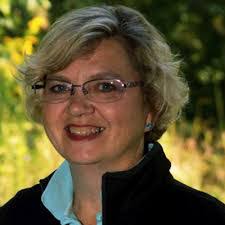 Laurie Norval's Instagram, Twitter & Facebook