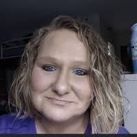 Vicki Riggs's Instagram, Twitter & Facebook