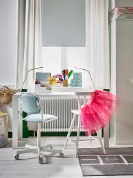 غرفة م بهحة وأنيقة مصممة لفتاتين صغيرتين Ikea