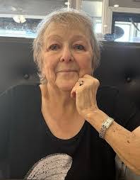 Karen Widner's Instagram, Twitter & Facebook