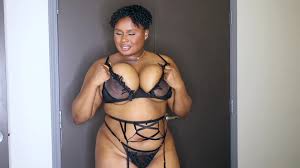 Curvygirlnxtdoor make my tip jar overflow if this is the type of content  you d like to see these lingerie xxx onlyfans porn videos - CamStreams.tv