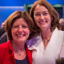 „malu dreyer, eine starke, warmherzige frau mit hartem schicksal. Malu Dreyer Ich Bin Begeistert Dass Katarina Barley Facebook