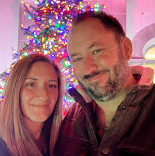 Including pay rate in help posts required