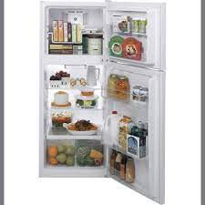 Visit this page to see all the ref for sale online today! Ge 11 55 Cu Ft Top Freezer Refrigerator White Gpe12fgkww Ge Appliances