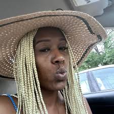 Does anyone remember Miss Thomas, the principal of P.S 223?