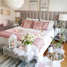Learn how to bring together color, pattern, decorations, furniture, and more to design a beautiful room. Green Bedroom Decorating Ideas