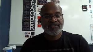 Horace Elliott's Instagram, Twitter & Facebook