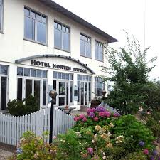 Whenever you download a file over the internet, there is always a risk that it will contain a security threat (a virus or a program that can damage your computer and the data stored on it). Hotel Horten Brygge Norway At Hrs With Free Services
