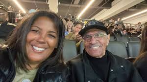 Denyse Mackey (@denysemackey)