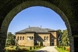 Schnell und sicher online buchen Mogosoaia Palace And Park Trip To Bucharest