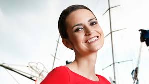 Daniela písařovicová je moderátorka hlavní relace událostí na čt1 a objevem roku za rok 2010. Daniela Pisarovicova Vracim Se Rada Do Jaromeric Aktivni Zona