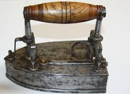 Fer A Etriers Ouverture Automatique Fer A Repasser Art Populaire Fer
