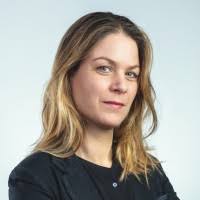 Esther Otten's Instagram, Twitter & Facebook