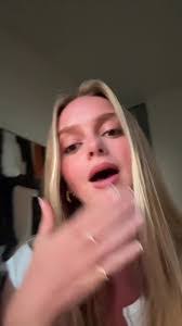 Sam Riehl's Instagram, Twitter & Facebook