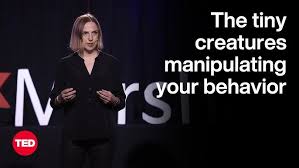 Petra STRAGA: Bacteria with Headphones