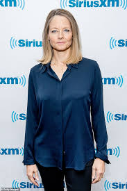 While accepting the cecil b. Aaron Rodgers And Shailene Woodley Fans Wonder If Jodie Foster Set Them Up