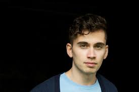 Sam Stern's Instagram, Twitter & Facebook