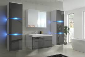 Wenn die deckenbeleuchtung zu dunkel ist wird sie gegen eine neue moderne led deckenleuchte. Kaufexpert Badmobel Set Lux New Grau Hochglanz Weiss Keramik Waschbecken Badezimmer Led Beleuchtung Badezimmermobel Keramikbecken