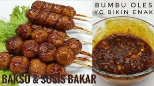 Emang dasar sekeluarga doyan ngemil, bongkar kulkas, langsung aja eksekusi semua. Bakso Sosis Bakar Pake Bumbu Oles Ini Enak Banget Youtube