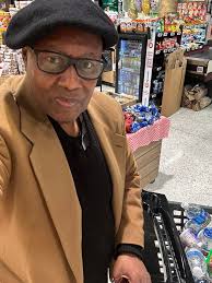 This ￼ was me last night at Dierbergs doing a complete overhaul of the food  at my refrigerator.. i'm one of those people who never does things halfway.  I'm either all in