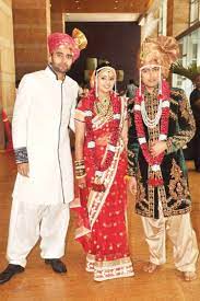 Actor, producer, dancer, music enthusiast, adrenaline junkie pinned tweet. Jackky Bhagnani With The Bridal Couple Sister Honey And Dheeraj Deshmukh During Their Wedding Ceremony Held At Grand Hyatt In Mumbai On February 27 2012