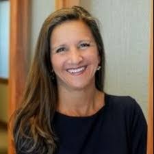 Tracy Raynor's Instagram, Twitter & Facebook