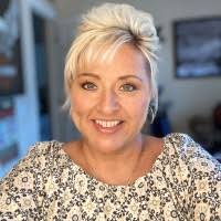 40+ "Lisa Cowell" profiles