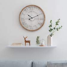 horloge blanche et coloris naturel h50 montroy maisons du monde wanduhren wohnzimmer wanduhr dekor