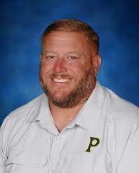 Salvador Tinajero's Instagram, Twitter & Facebook