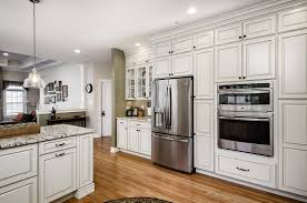 Wash the cabinets before beginning. Bishop White With Chocolate Glaze Kitchen Traditional Kitchen Philadelphia By Main Line Kitchen Design Houzz