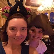 Recommendations for dentists that take childrens tenncare and allow a  parent in the room while doing cleanings/exams?