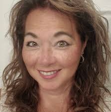 Diane Bittner's Instagram, Twitter & Facebook