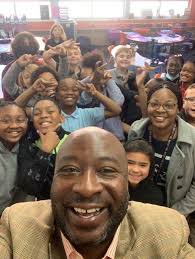 Stakeholders Committee