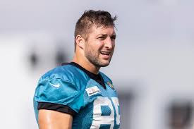 Jaguars sign tight end tim tebow. 4rjq4jxdck E M
