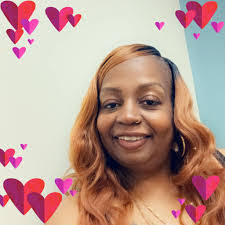 Sandra Blakeney's Instagram, Twitter & Facebook