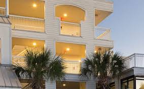 The seaside inn is moderately priced, offering a wide range of features, amenities and discounts for vacation travelers, for a romantic weekend getaway or fun family vacation. Isle Of Palms Sc Beach Hotels About Us Seaside Inn