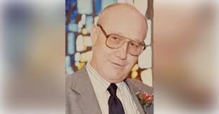 Obituary information for Lawrence B Smith