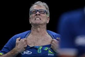 É uma pessoa extremamente estudiosa, dedicada e apaixonada pelo que faz. Internet Ativa O Modo Bernardinho Para Torcer Para O Volei Brasileiro Nas Olimpiadas De Toquio Famosos Gshow