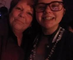 Michelle Pifer's Instagram, Twitter & Facebook