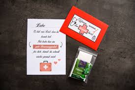 Des aristophanes will ich zu solcher beschönigung gar nicht erwähnen, denn der war ein blinder heide, und sein publikum zu athen hatte zwar eine klassische erziehung genossen, wußte aber wenig von sittlichkeit. Offnen Wenn Briefe Das Perfekte Geschenk Zum Valentinstag