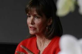 “Voto por la persona que me parece que es capaz”: Liliana Sánchez