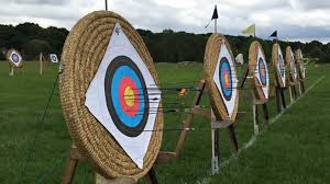 So what is the best archery target for a broadhead? Straw Archery Target Butts