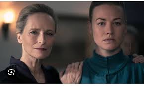 Serena's mother is awful.