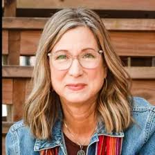 Find Realtors & Real Estate Agents in 64114