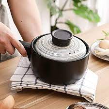 The clay pots will always react with your food acidity which consequently neutralizes the acidic nature. Amazon Com L E I Hand Painted Slow Stew Pot Stove Cookware Japanese Ceramic Casserole With Lid Stockpot Soup Pot Donabe Hot Pot Clay Pot Heat Resistant Round Casserole Dish B 1 2l Home Kitchen
