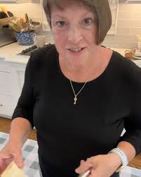 Spaghetti Aglio e Olio! Meaning garlic and oil..the perfect spring pasta  dish! It is a family tradition going back to my grandparents.. I had a  craving for it so I thought I would bring you along! It ...