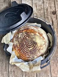 Le ricette sul pane sono infinite, tante provate qualcuna con ottimi risultati altri meno. Pane Fatto In Casa Con Lievito Di Birra Tacchi E Pentole