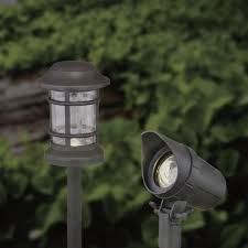 Here are some of the top landscaping lighting kits available. Moonrays 95534 Set Of Ten Landscape Tier Light Kit Yard Lights Low Voltage Plast For Sale Online Ebay