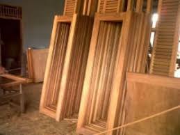 Secara teknis, kayu jati memiliki kelas nomor wahid dari segi kelas kuat dan kelas awet, sehingga dapat dipastikan kusen pintu, kusen jendela, daun pintu dan daun jendela yang dihasilkan menggunakan. Harga Kusen Kayu Per Meter Terbaru Juli 2021