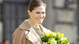 Prinzessin victoria trägt tracht am nationalfeiertag am schwedischen nationalfeiertag hat sich die königsfamilie herausgeputzt. Gesichtsblind Fur Victoria Von Schweden Sehen Alle Menschen Gleich Aus